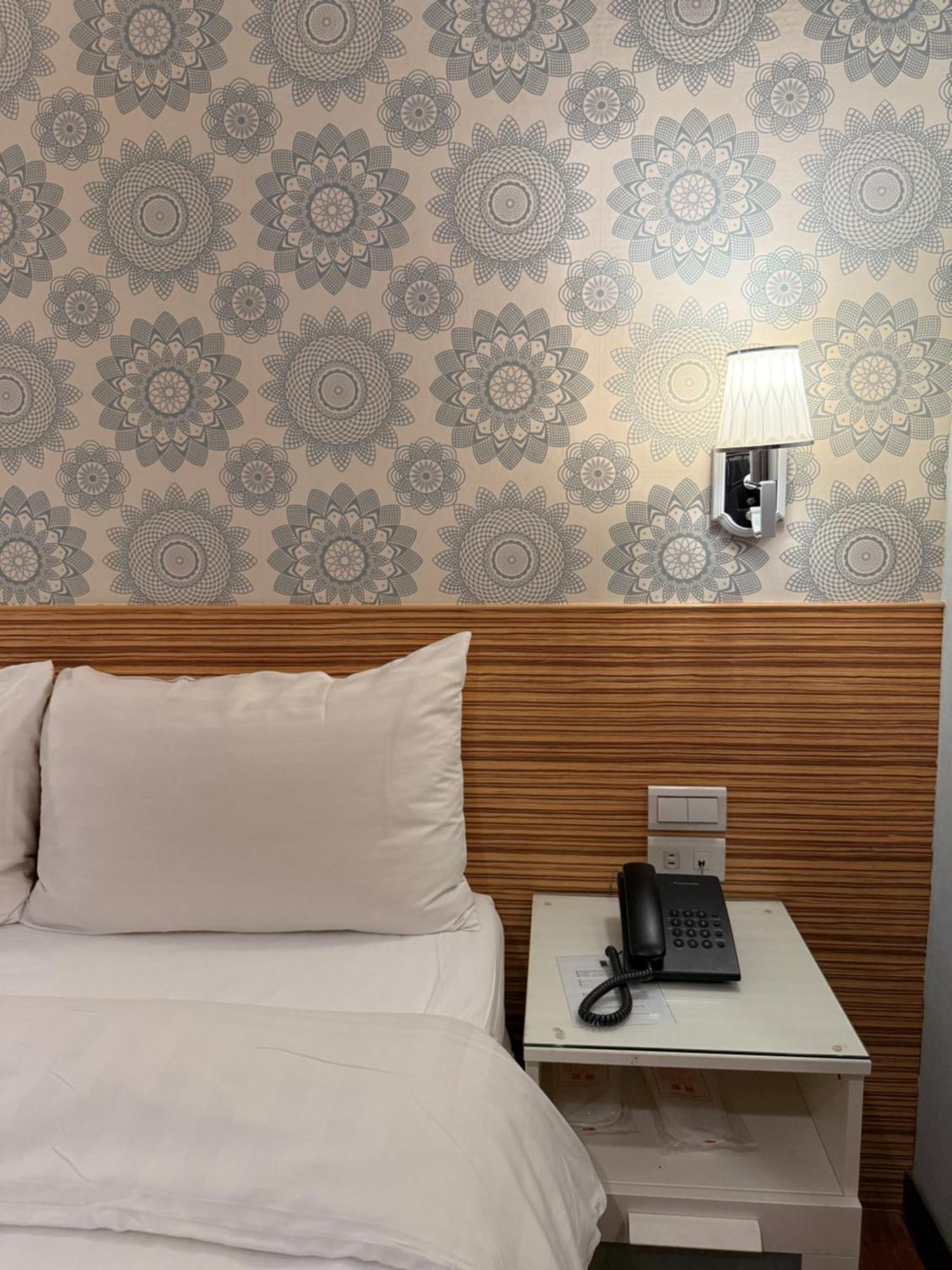 泊居旅店 Oursinn Hotel Đài Bắc Ngoại thất bức ảnh