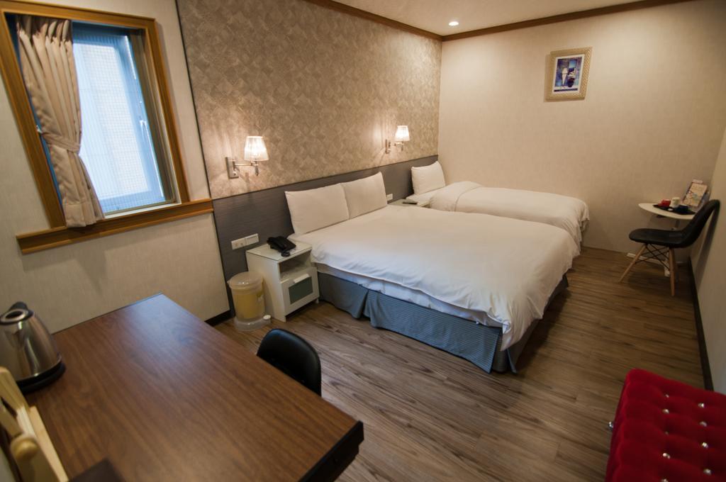 泊居旅店 Oursinn Hotel Đài Bắc Ngoại thất bức ảnh