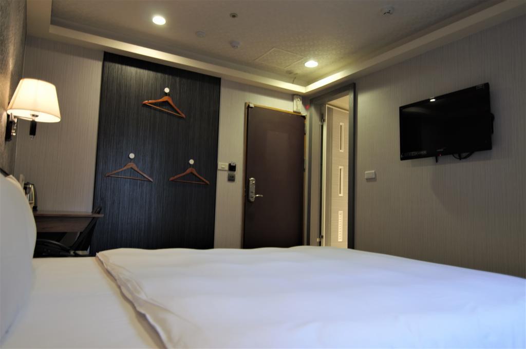 泊居旅店 Oursinn Hotel Đài Bắc Ngoại thất bức ảnh