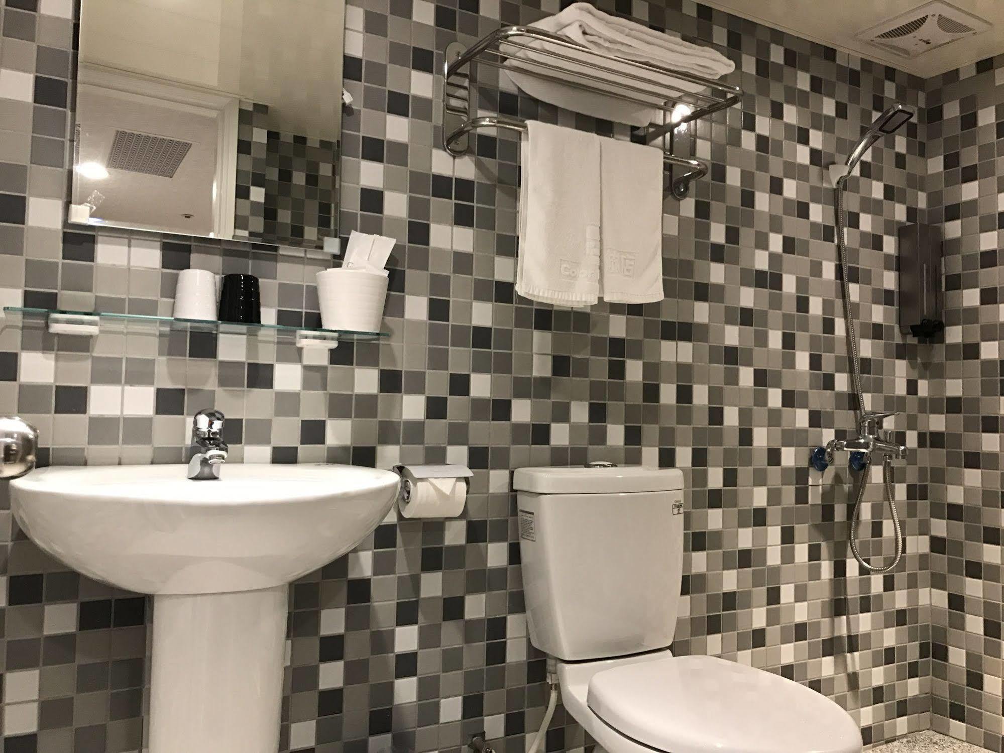 泊居旅店 Oursinn Hotel Đài Bắc Ngoại thất bức ảnh